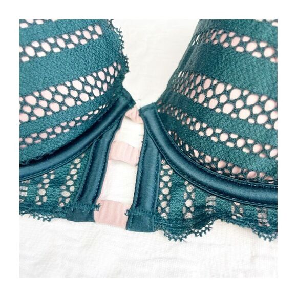 Buy 1 get 1 free 32c Victorias Secret green lace lined plunge - Picture 5 of 11